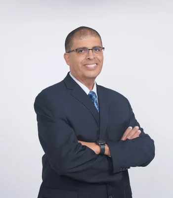 Portrait of Farid Tadros, NYS Licensed Real Estate Salesperson.