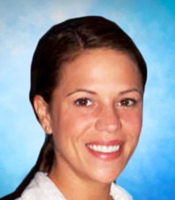 Portrait of Lesley Evans, NYS Real Estate Licensed Salesperson.