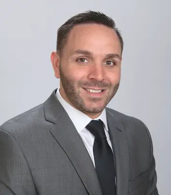 Portrait of Frank Carbonara, NYS Licensed Real Estate Salesperson.