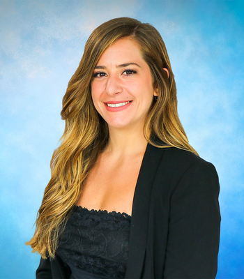 Portrait of Lisa Frasca, NYS Licensed Real Estate Salesperson.