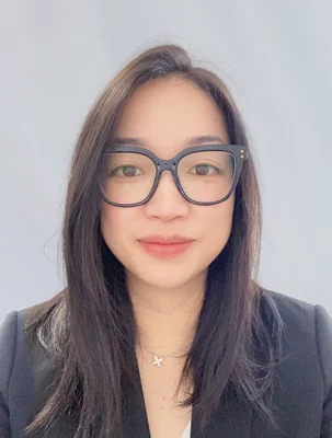 Portrait of Li Chen, NYS Licensed Real Estate Salesperson