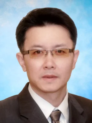 Portrait of Chi Ho Yee, NYS Licensed Real Estate Salesperson