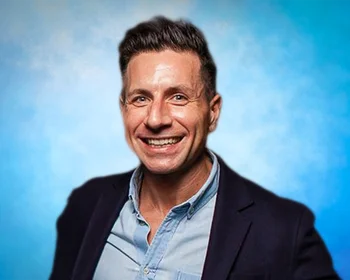 Portrait of Robert Miraglia, NYS Licensed Real Estate Salesperson