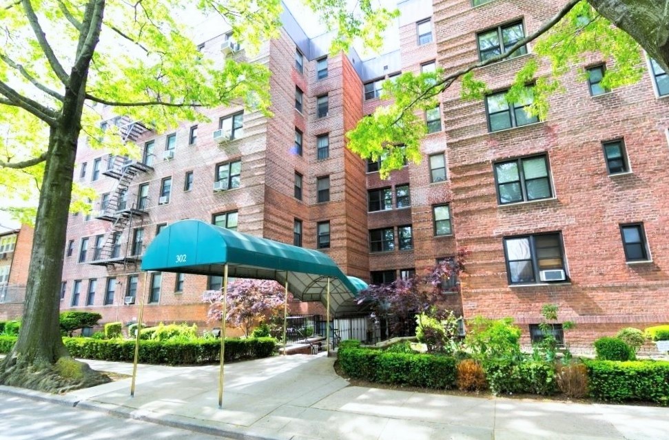 96TH STREET, Brooklyn